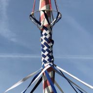 maypole04